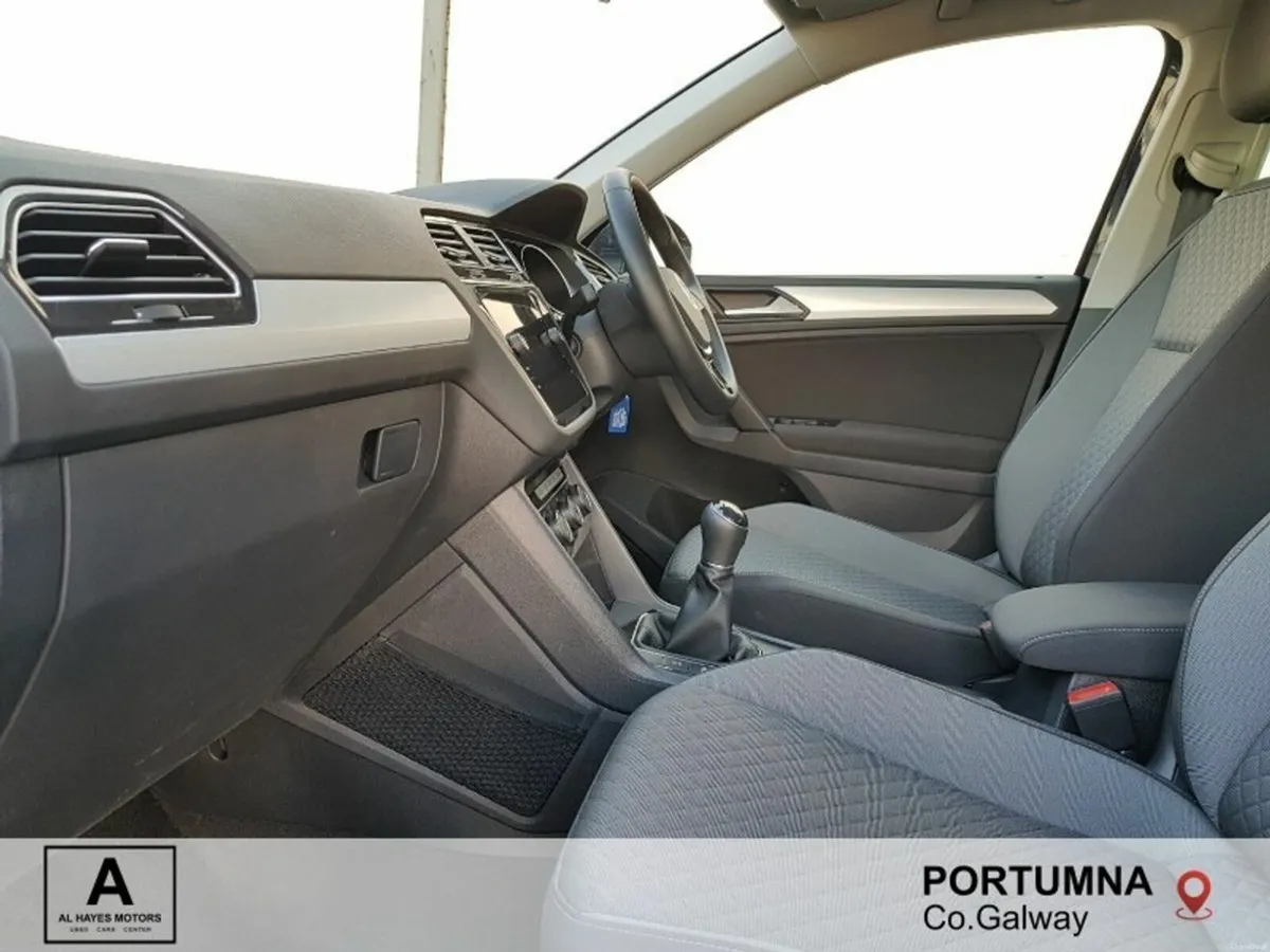 Volkswagen Tiguan COMFORTLINE MANUAL 2.0 TDI 6SPEE - Image 4
