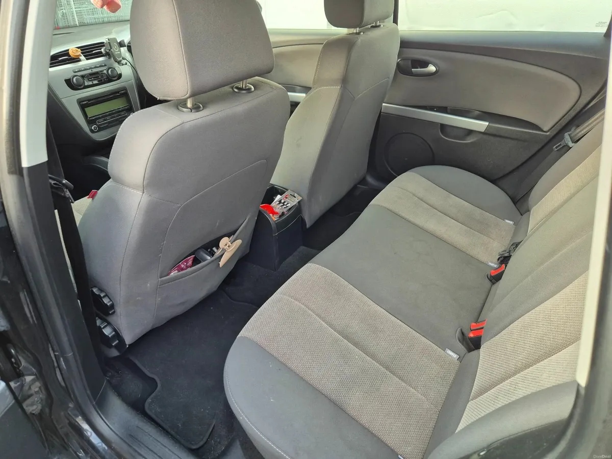 SEAT Leon  - 2012 - Image 2