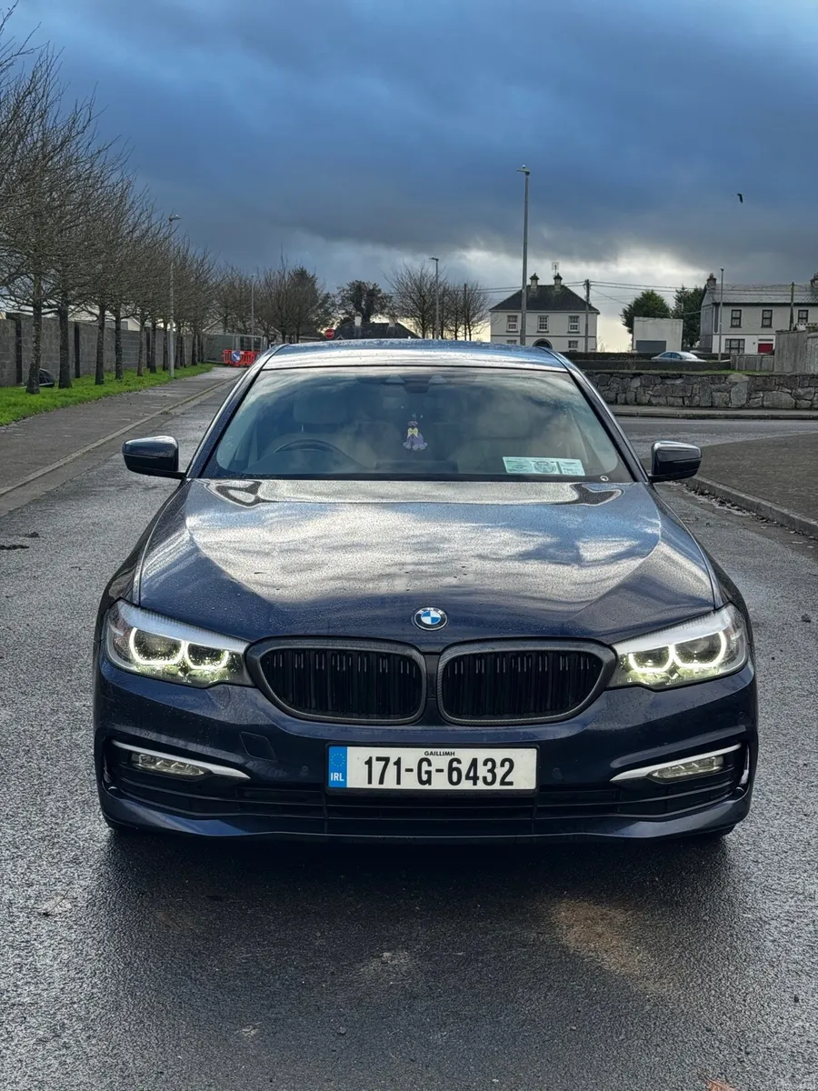 2017 BMW 520d (g30) Automatic - Image 2