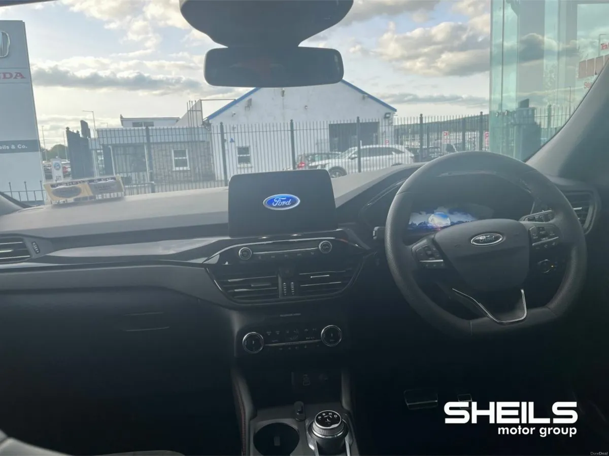 Ford Kuga 2.5 Duratec 225PS PHEV ST-Line X Auto - Image 3