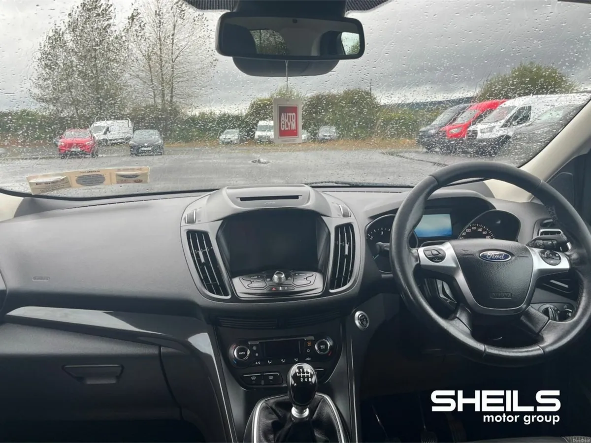 Ford Kuga 2.0TDCI 120PS Titanium - Image 3