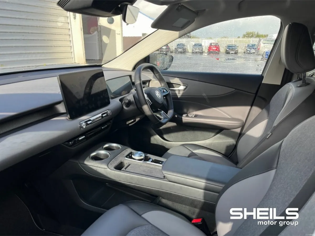 MG S5 MGS5 EV LR - EXCLUSIVE 5DR AUT - Image 5