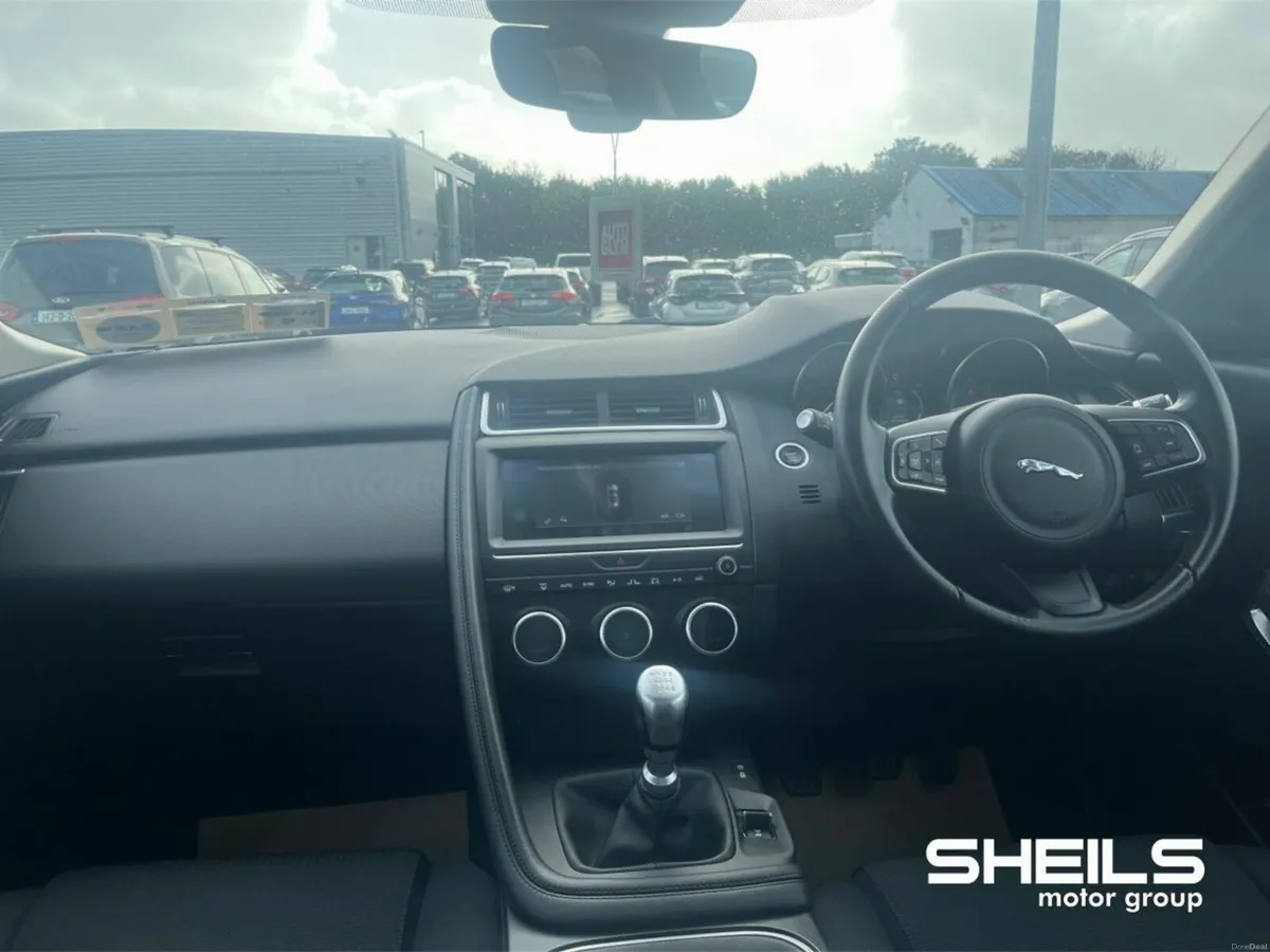 Jaguar E-Pace 2.0D I4 150 PS FWD Manual S - Image 3