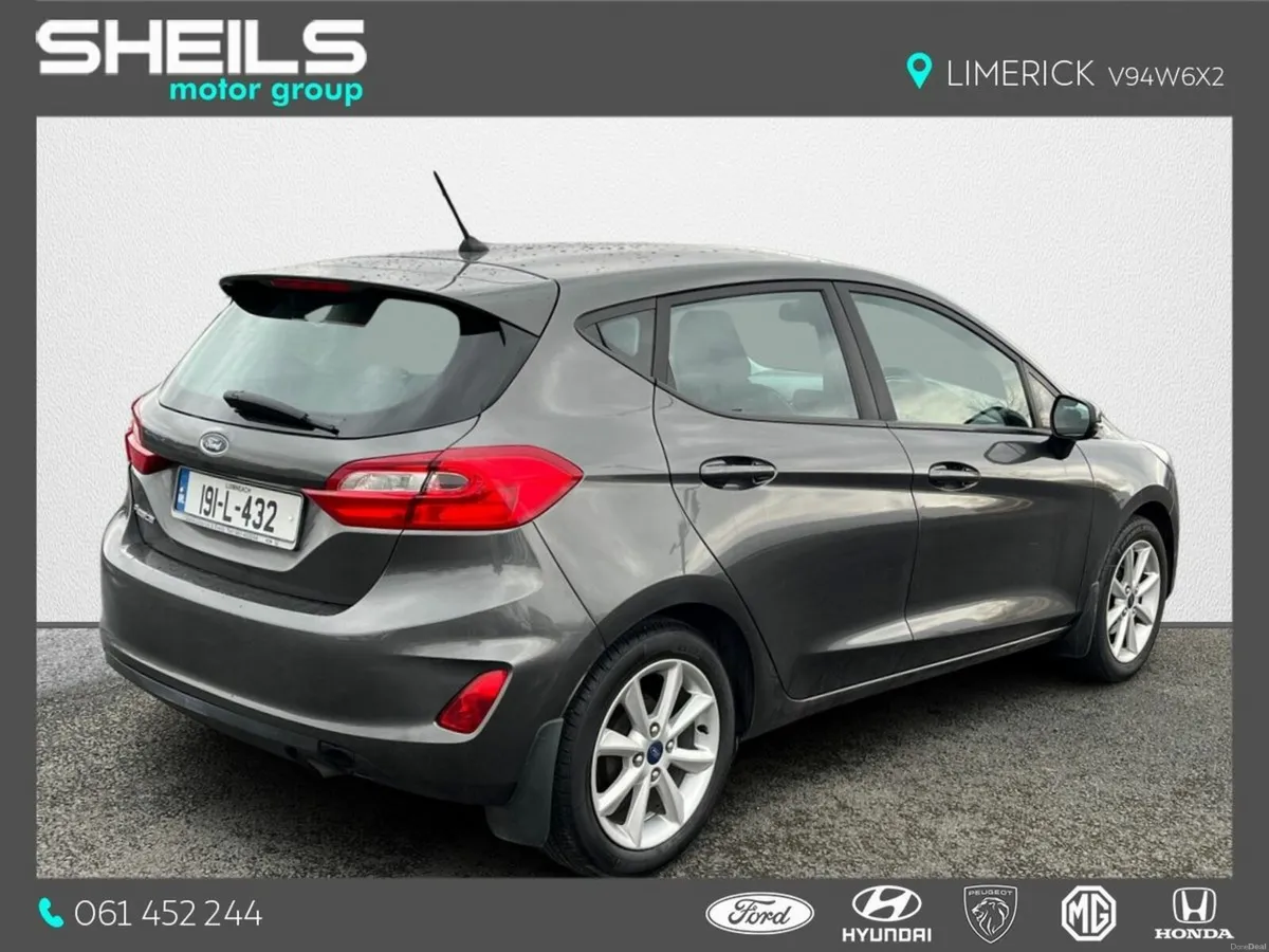 Ford Fiesta 1.1L 70 PS Zetec - Image 2