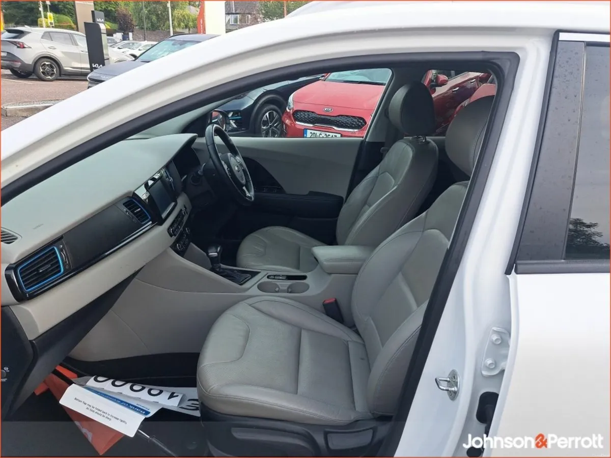 Kia Niro 1.6 GDI PLUG-IN HYBRID - Image 3