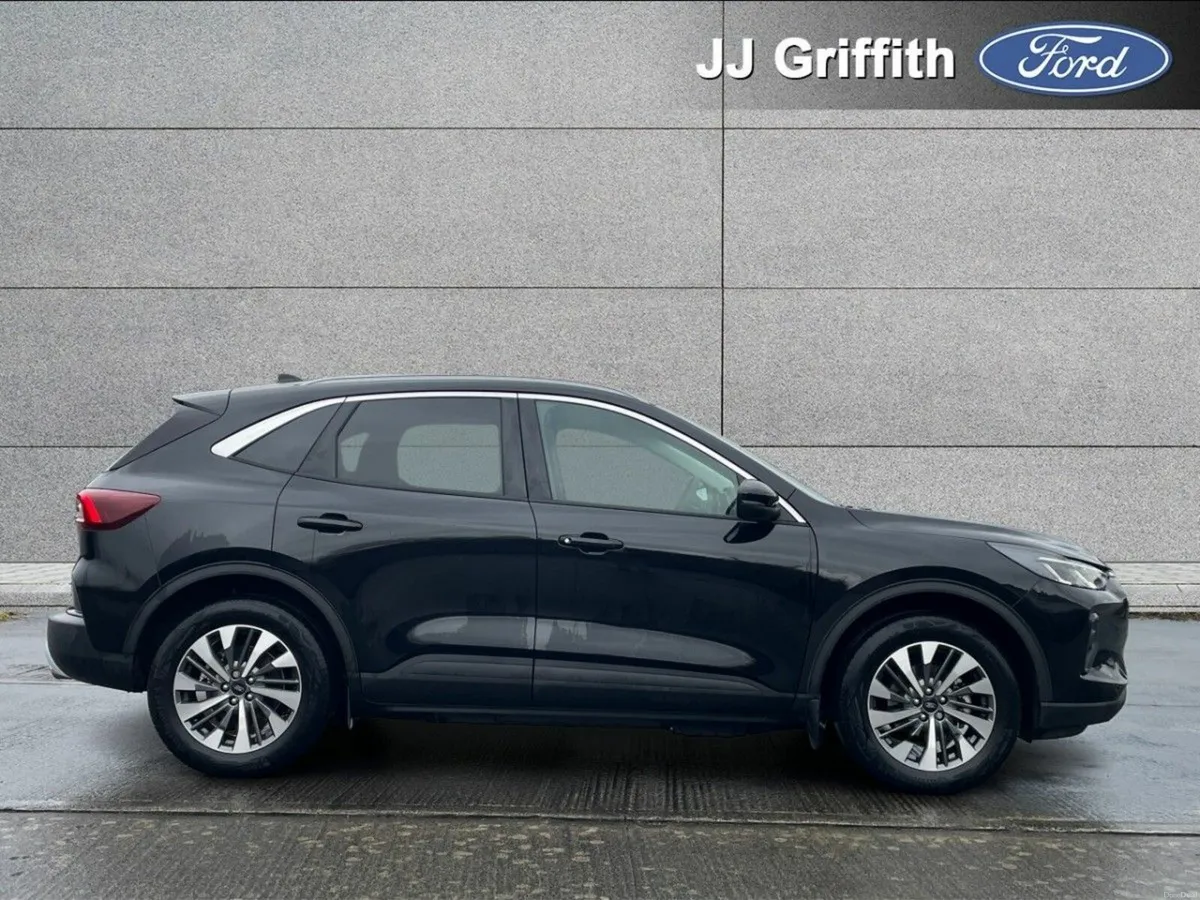 Ford Kuga 2.5 Duratec 225PS PHEV Titanium Auto - Image 5