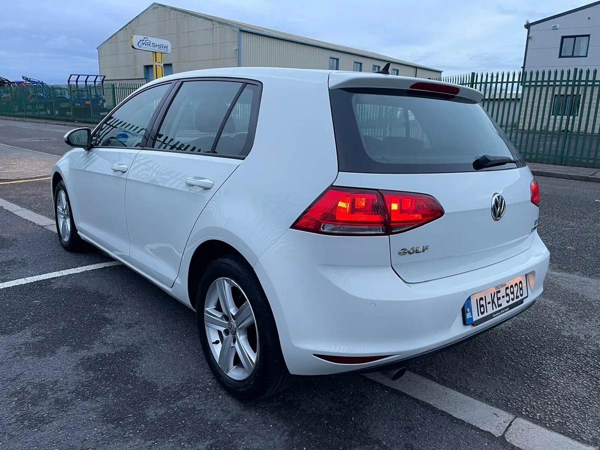 2016 Volkswagen Golf Automatic Immaculate - Image 4