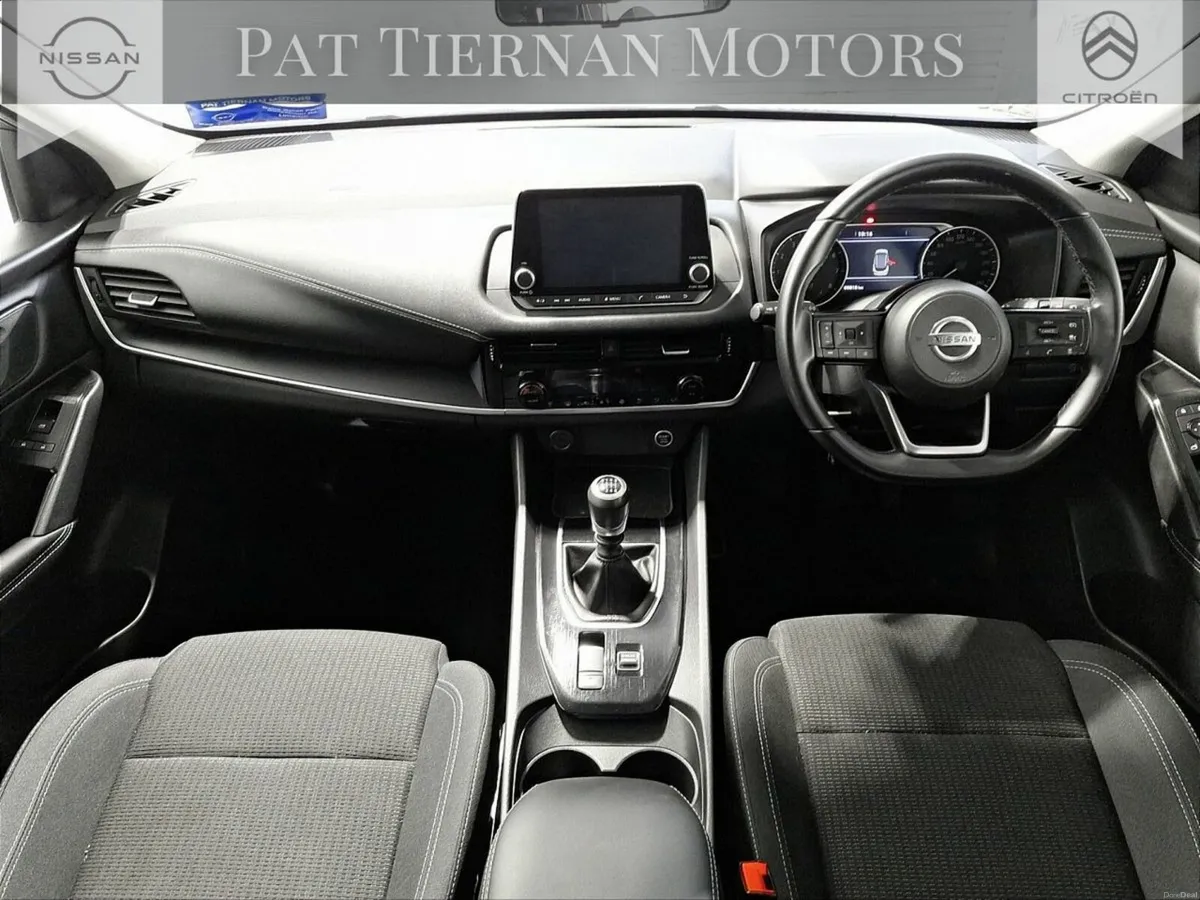 Nissan Qashqai 1.3 PET MILD HYBRID SV - Image 6