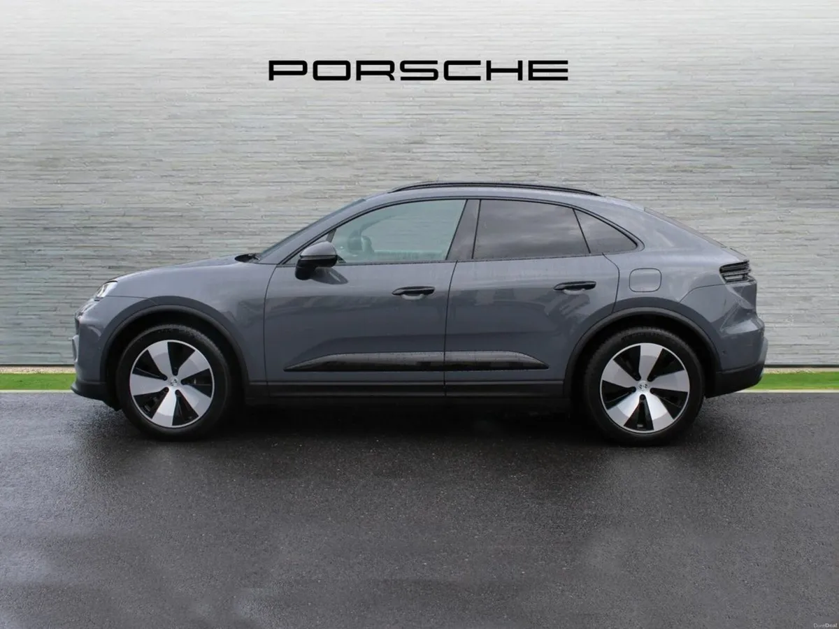 Porsche Macan Electric - Image 4