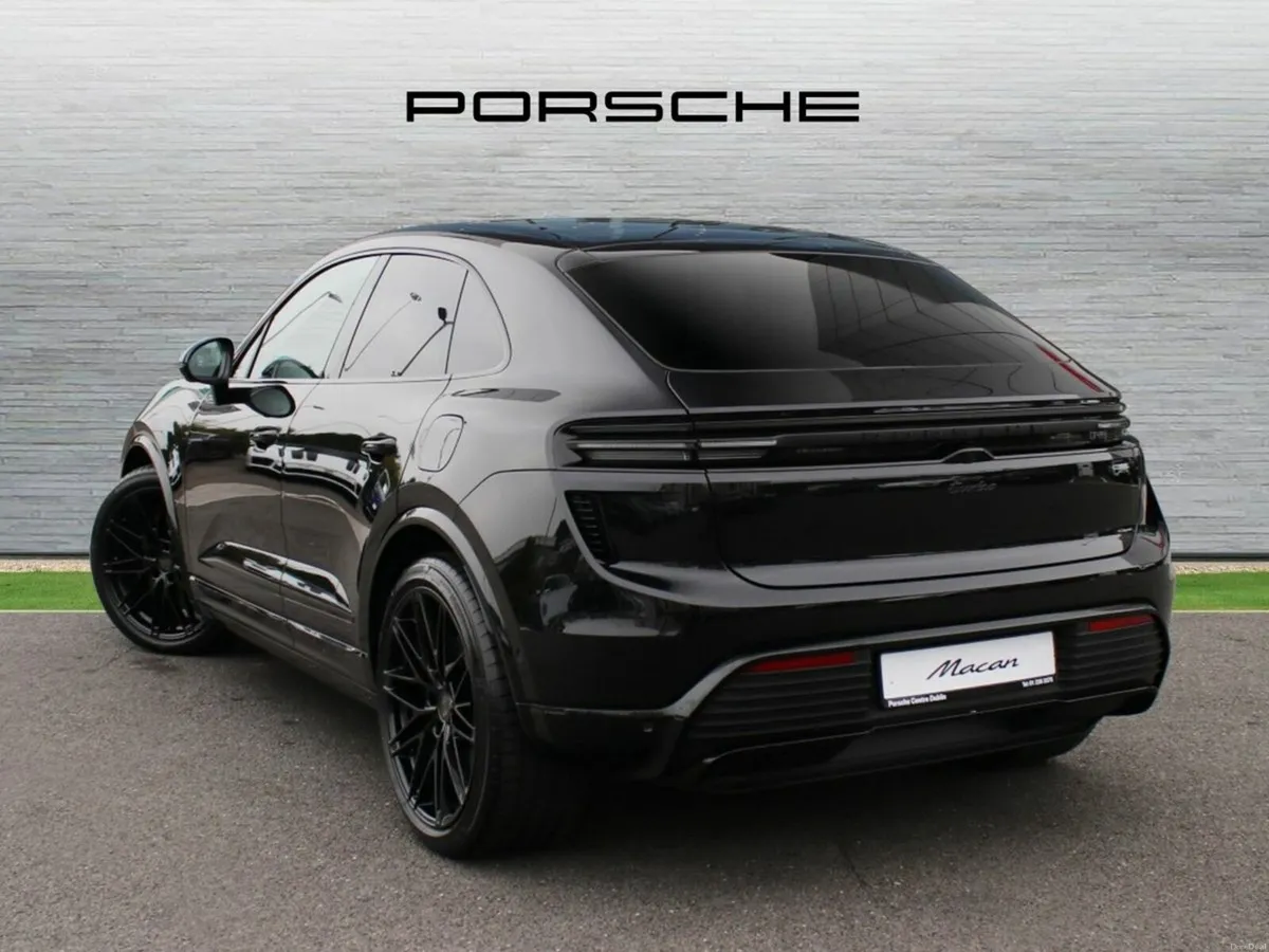 Porsche Macan Turbo (New) - Image 3