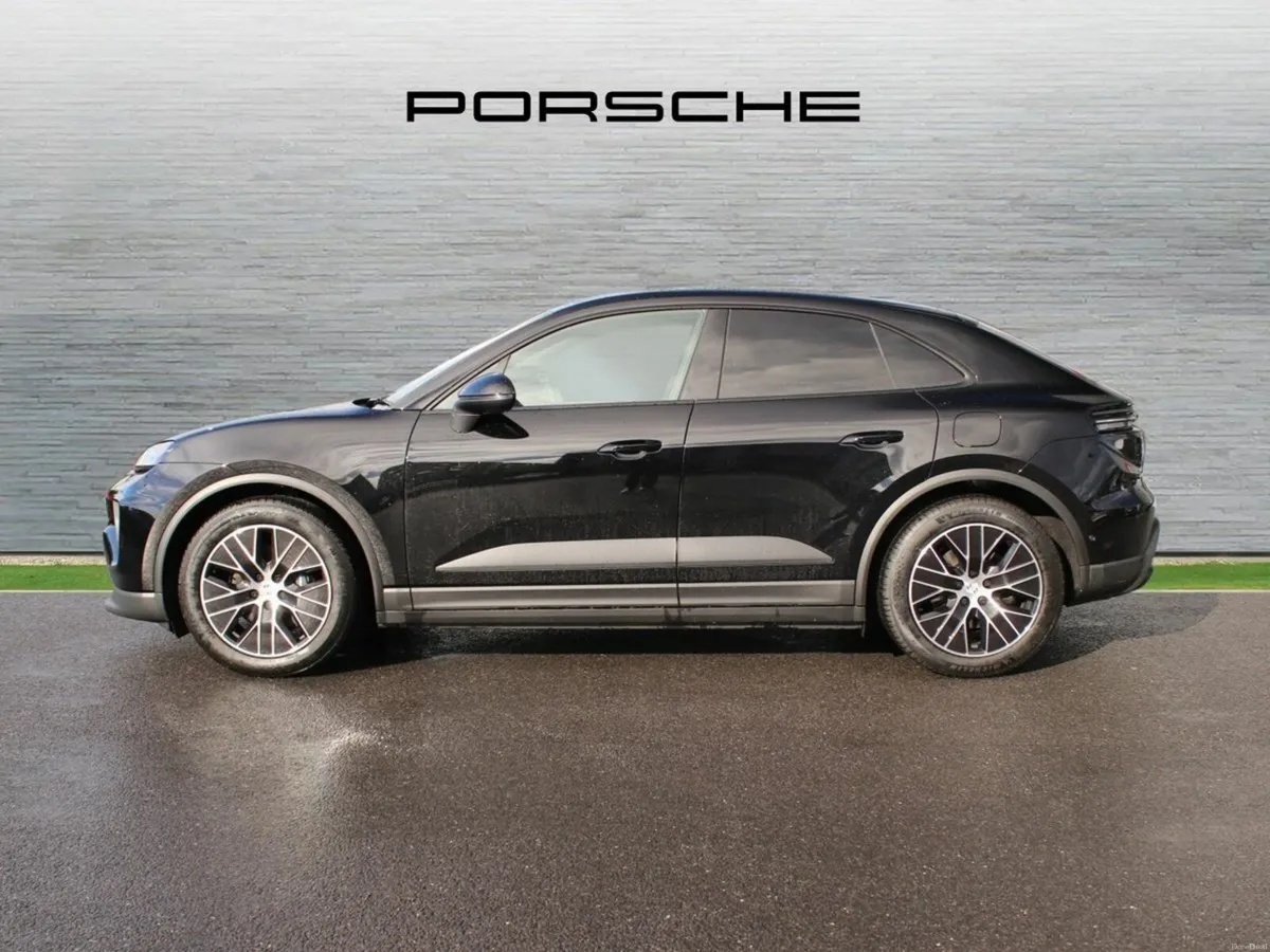 Porsche Macan Electric - Image 4