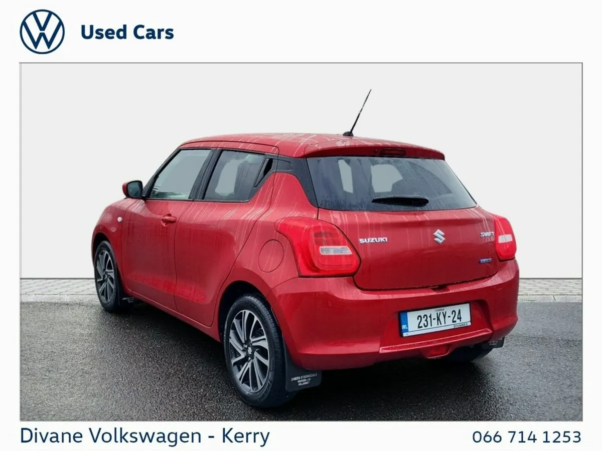 Suzuki Swift 1.2 PETROL MILD HYBRID - Image 3