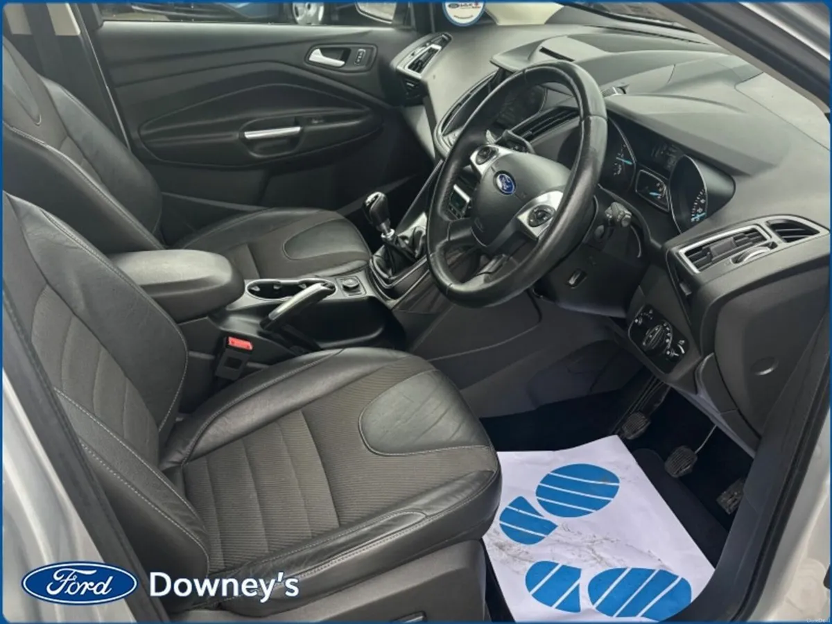 Ford Kuga 2.0TD Titanium - Image 2