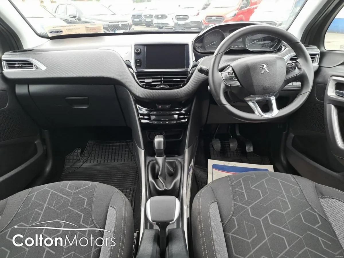 Peugeot 2008 1.2 PureTech 82bhp Active - Image 3