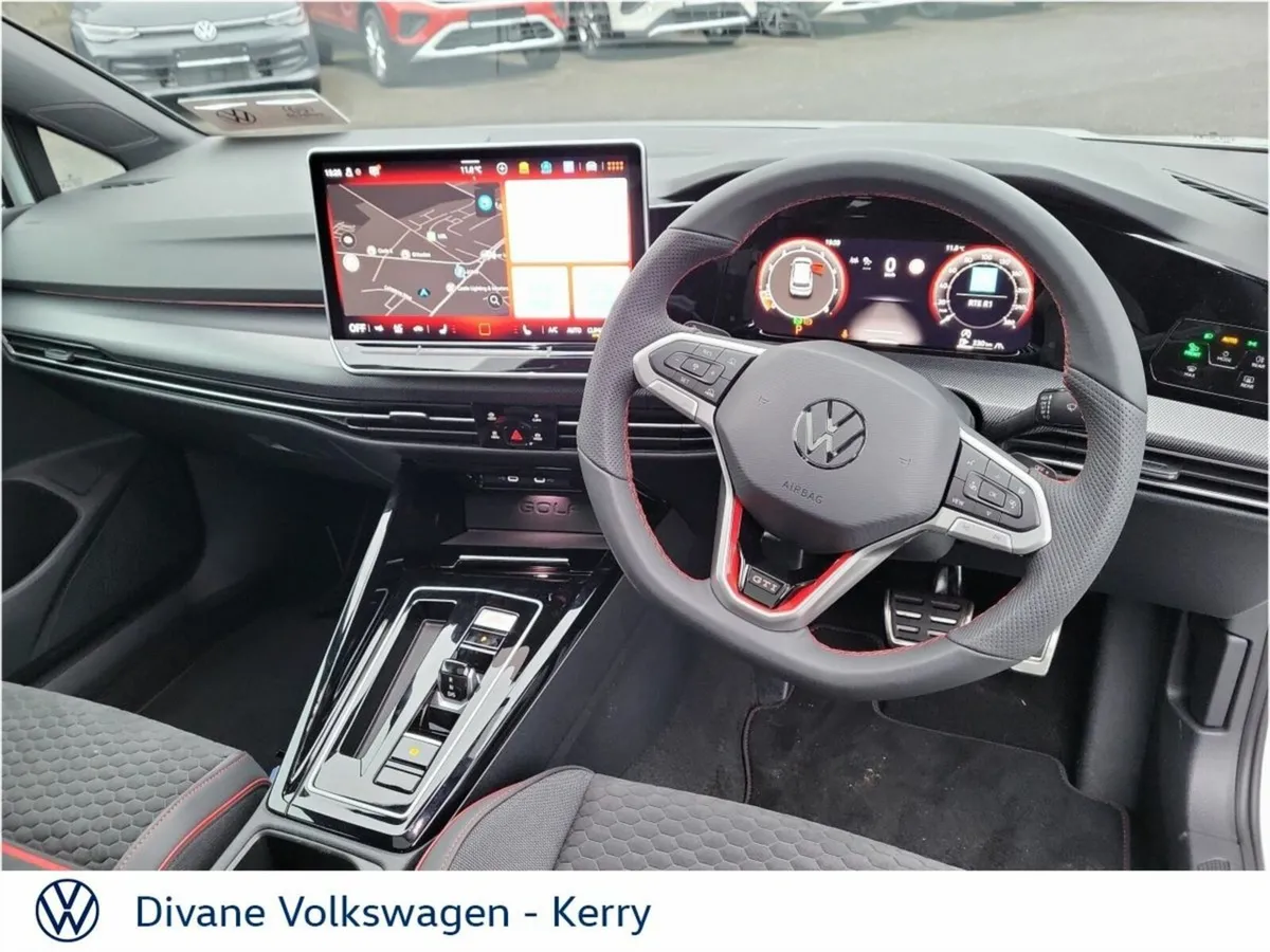 Volkswagen Golf GTI CLUBSPORT 2.0 PETROL 300BHP - Image 4
