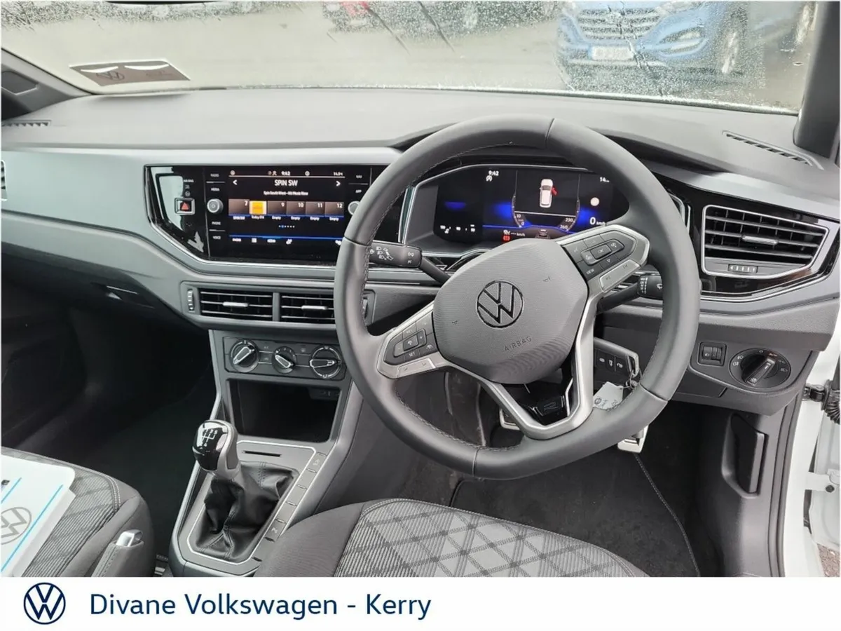 Volkswagen Polo R-LINE 75 1.0 TSI 95BHP - Image 4