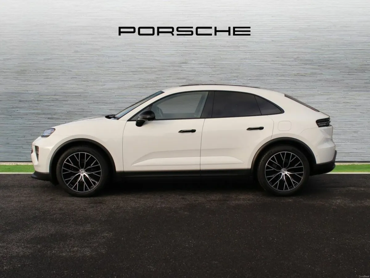 Porsche Macan Electric - Image 4