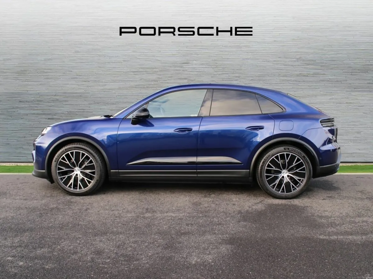 Porsche Macan Electric - Image 4