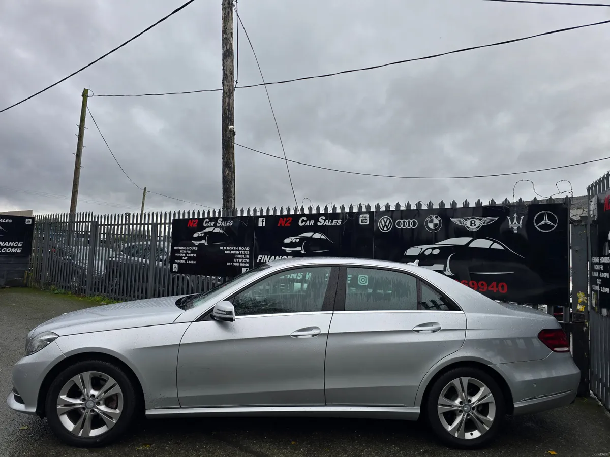 141 Mercedes E-Class 2.1d Auto, LOW MILES, NEW NCT - Image 4