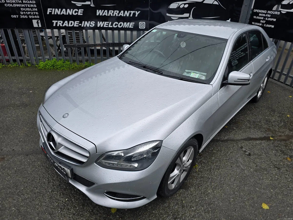 141 Mercedes E-Class 2.1d Auto, LOW MILES, NEW NCT - Image 3