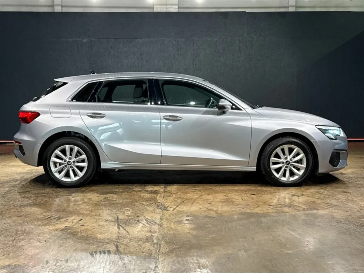 Audi A3 1.0 AUTOMATIC TFSI - FACTORY ALLOYS - DIGI - Image 3