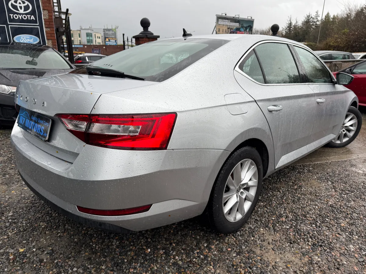 2022 Skoda Superb 2.0 AMBITION AUTO - Image 4