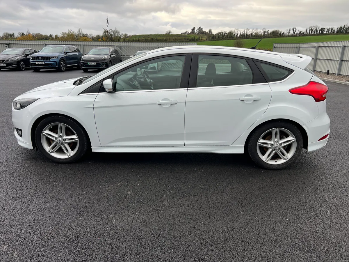 2015 Ford Focus Zetec S 1.5 TDCI - Image 6