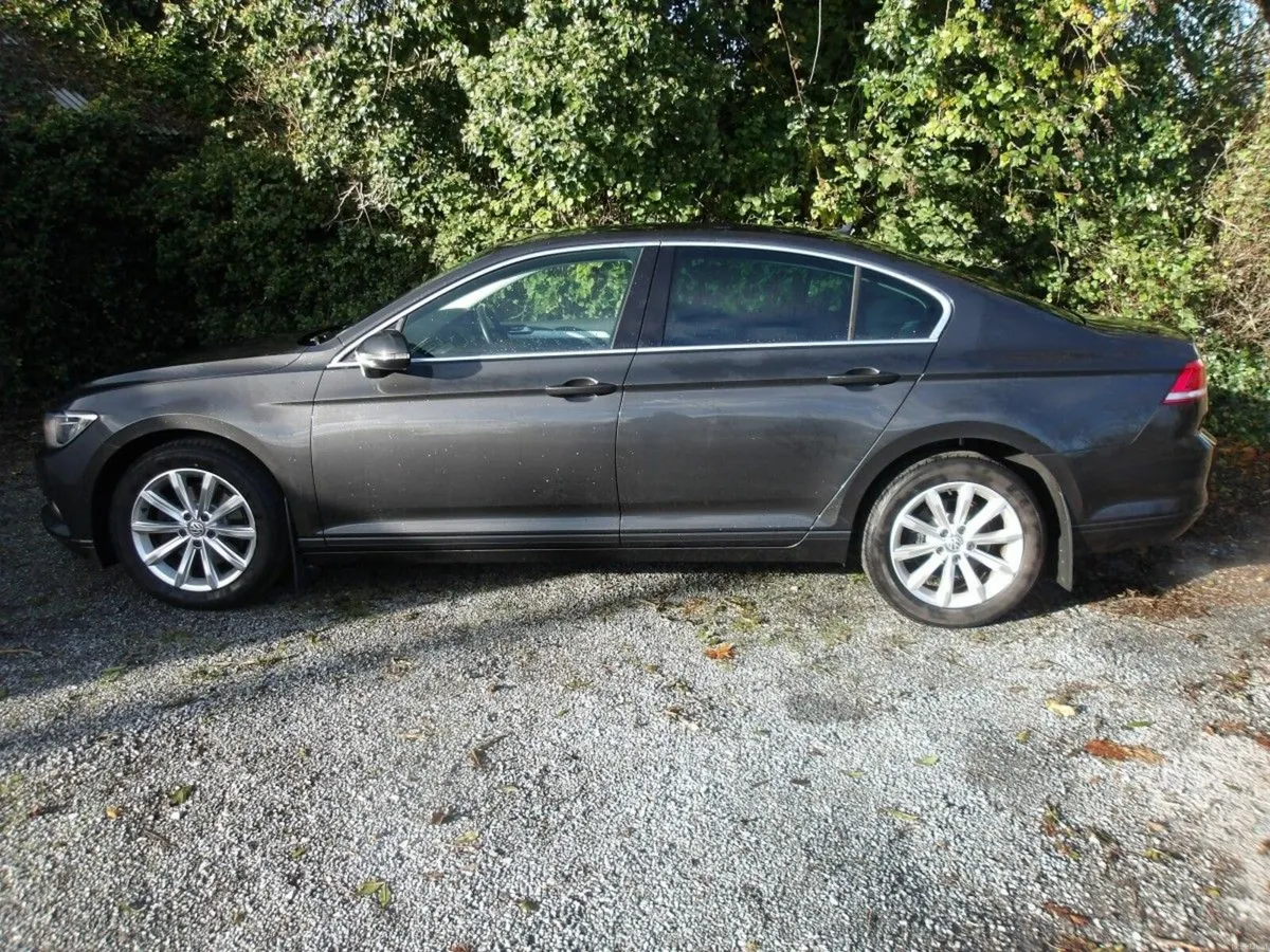 Volkswagen Passat 2.0 TDI 150HP Comfortline - Image 1