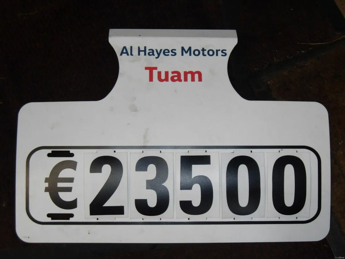 Volkswagen T-Roc 1.6 TDI 115bhp Design - Image 4