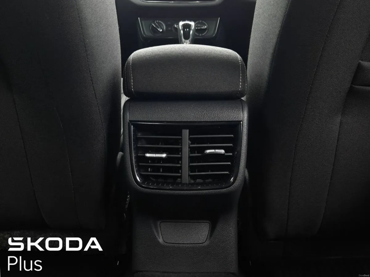 Skoda Fabia **EXCLUSIVE COLOUR**LIKE NEW**1.0 TSI - Image 4