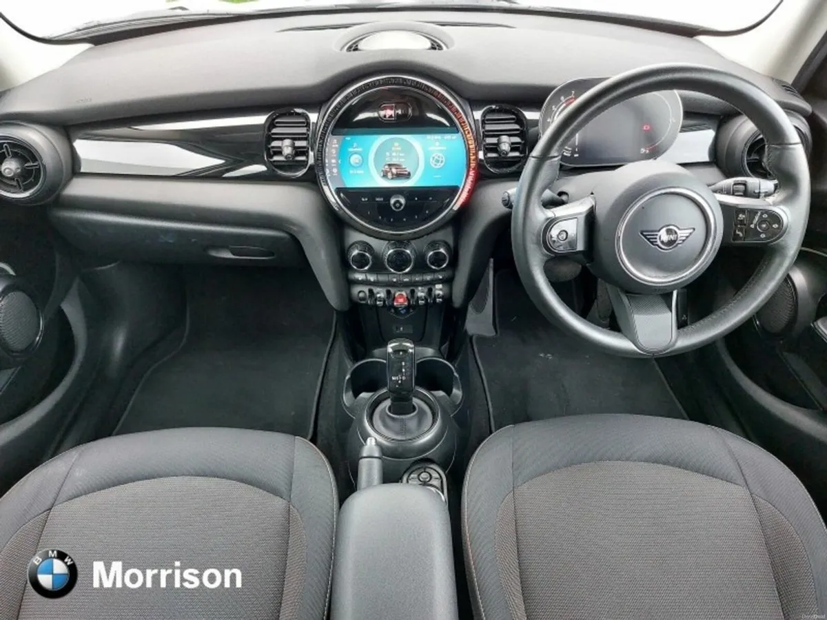 Mini Cooper Cooper Classic Auto - Image 2