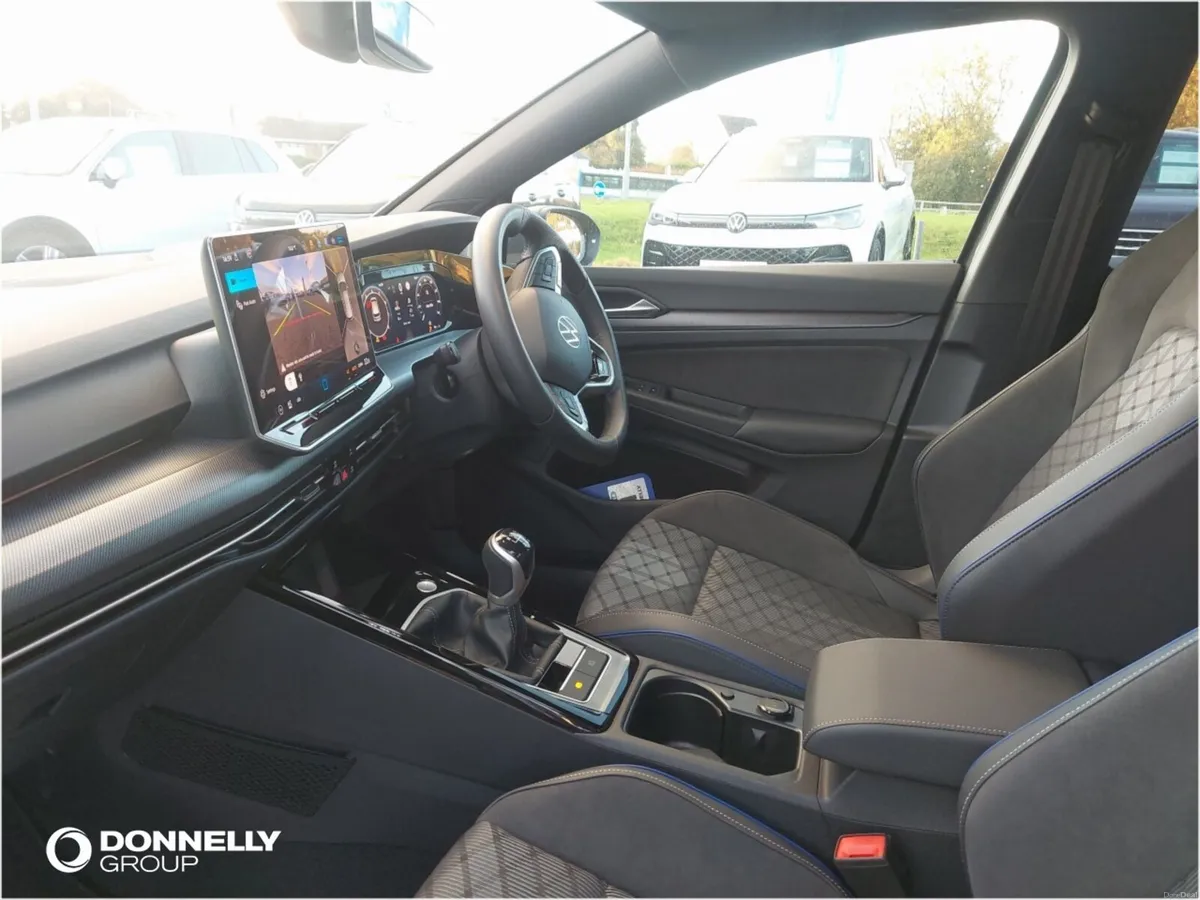 Volkswagen Golf Hatchback R-Line - Image 2