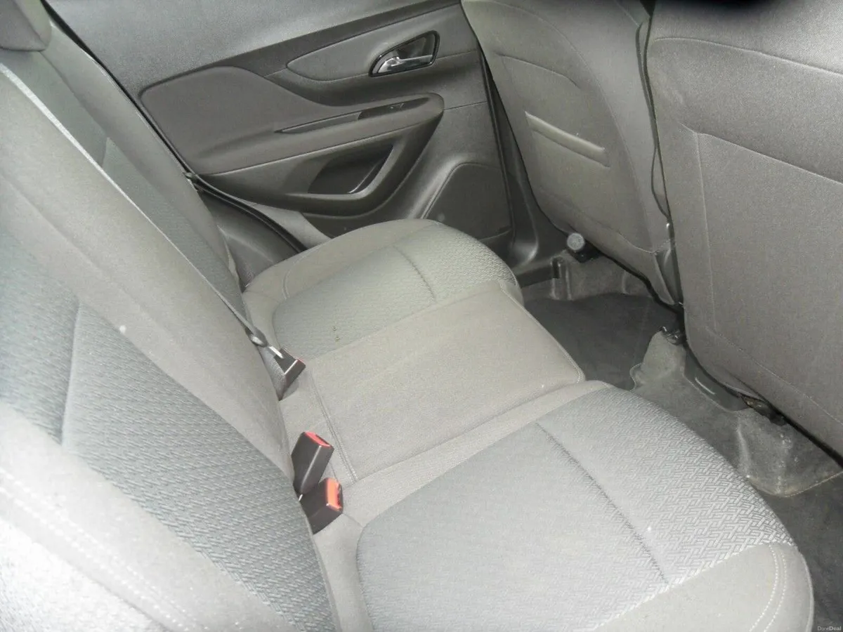 Opel Mokka MOKKA SC 1.6 CDTI 136BHP  4DR - Image 4