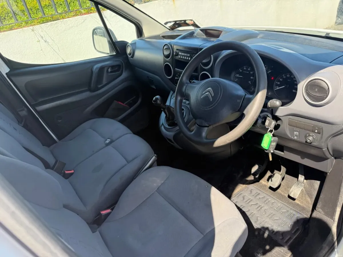Citroen Berlingo 1.6 2016. FRESH DOE - Image 2