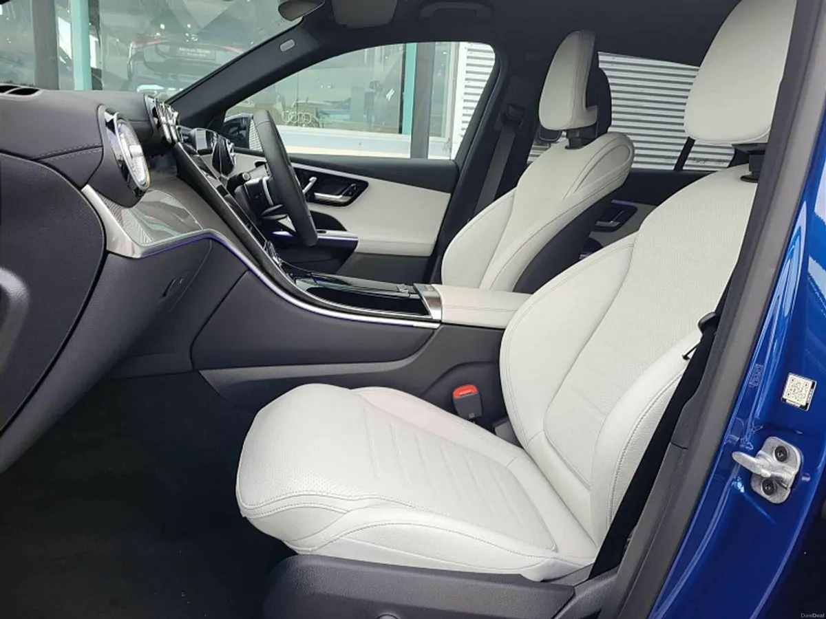 Mercedes-Benz GLC GLC220d 4MATIC AMG LINE PLUS AUT - Image 6