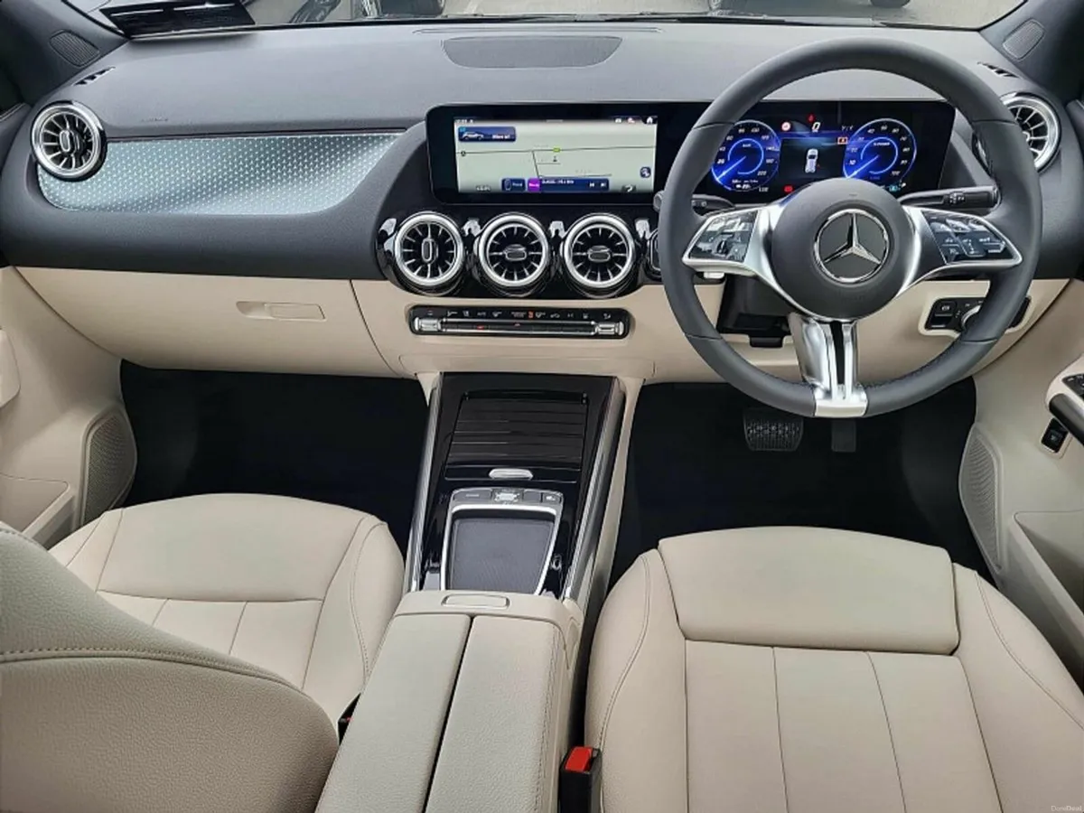 Mercedes-Benz EQA EQA250+ PROGRESSIVE AUTO - Image 4