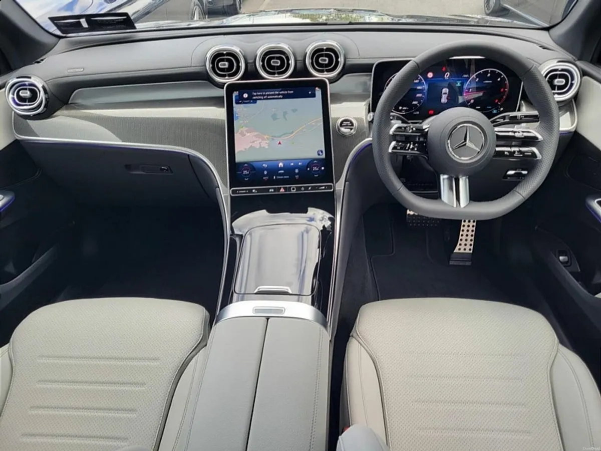 Mercedes-Benz GLC GLC220d 4MATIC AMG LINE PLUS AUT - Image 4