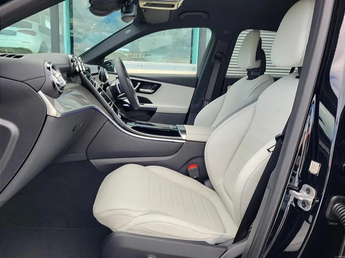 Mercedes-Benz GLC GLC220d 4MATIC AMG LINE PLUS AUT - Image 6
