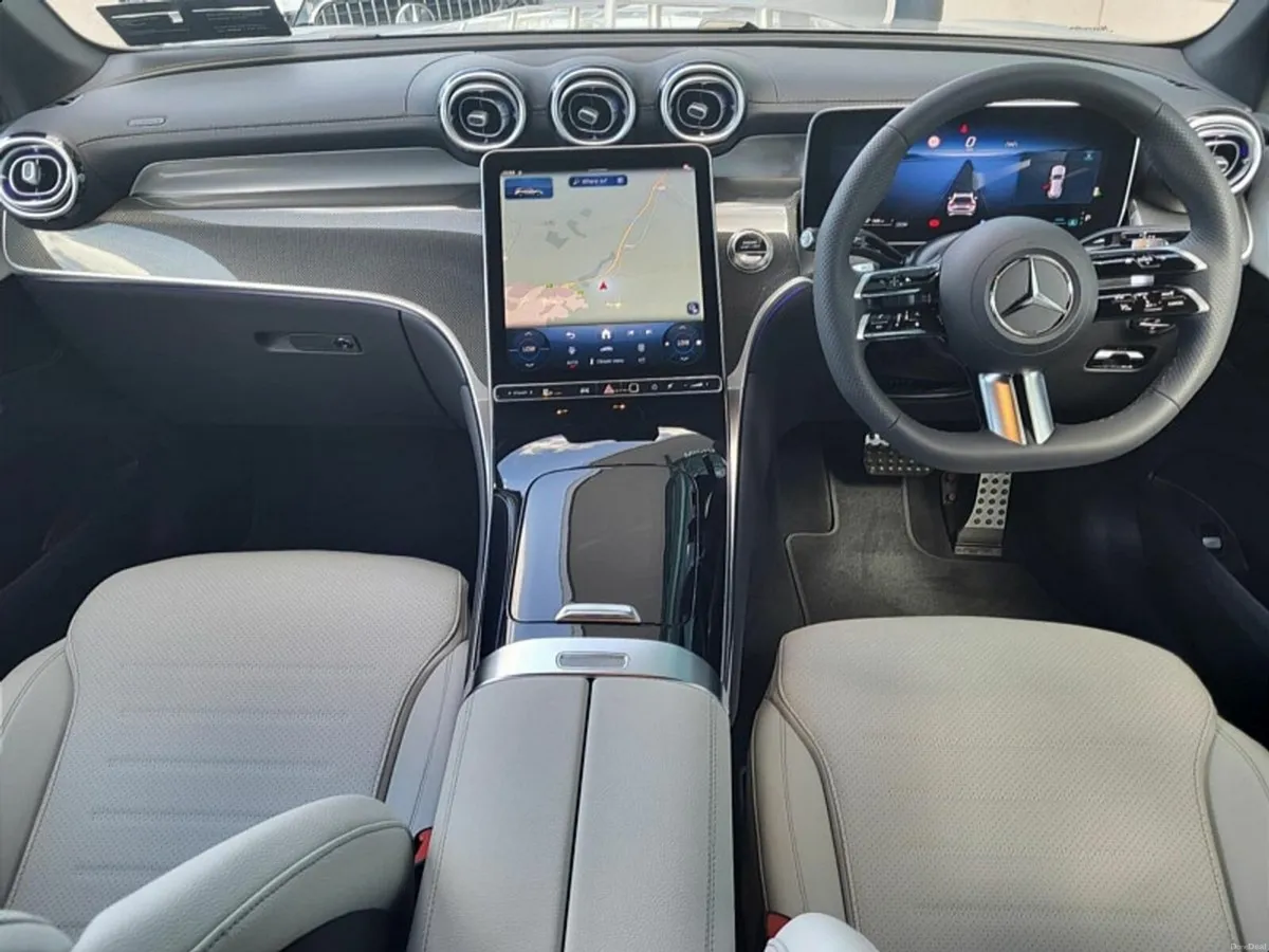 Mercedes-Benz GLC GLC220d 4MATIC AMG LINE PLUS AUT - Image 4