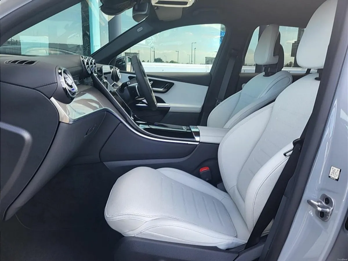 Mercedes-Benz GLC GLC220d 4MATIC AMG LINE PLUS AUT - Image 6