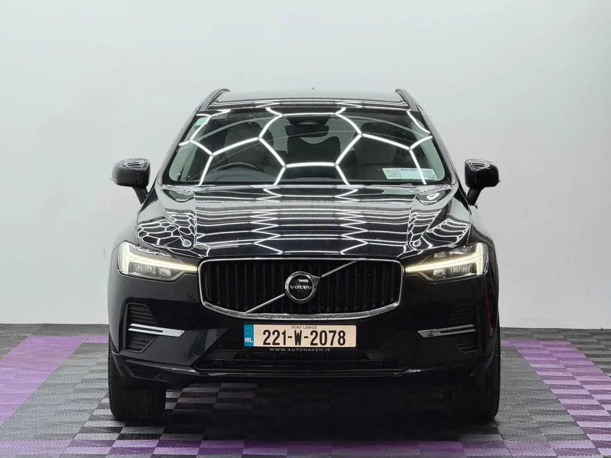 2022 Volvo XC60 2.0 Diesel, Automatic - Image 2
