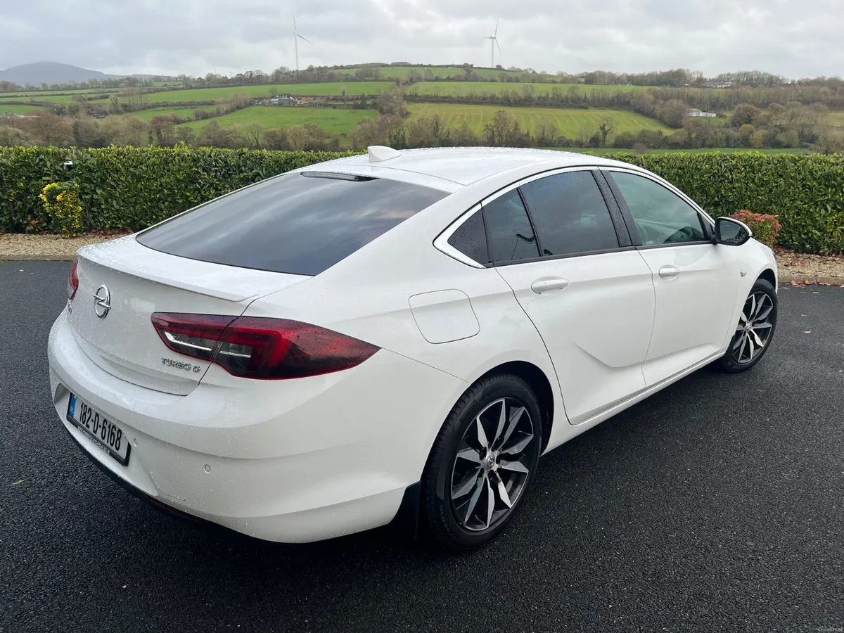 2018 (182)Opel Insignia SRI 1.6 DSL 136hp Auto - Image 4