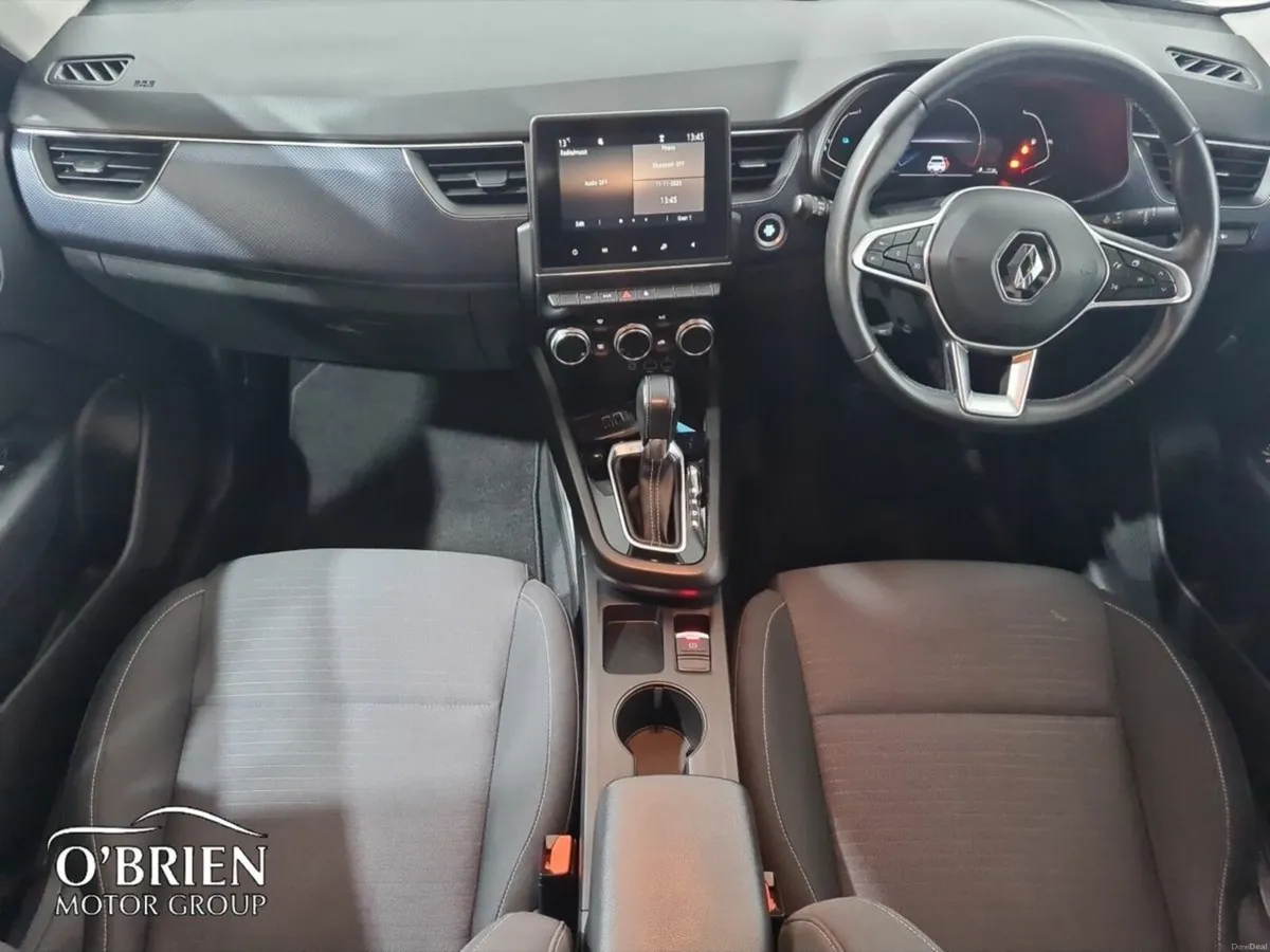 Renault Arkana ICONIC E-TECH HYBRID 145 AUTO - Image 2