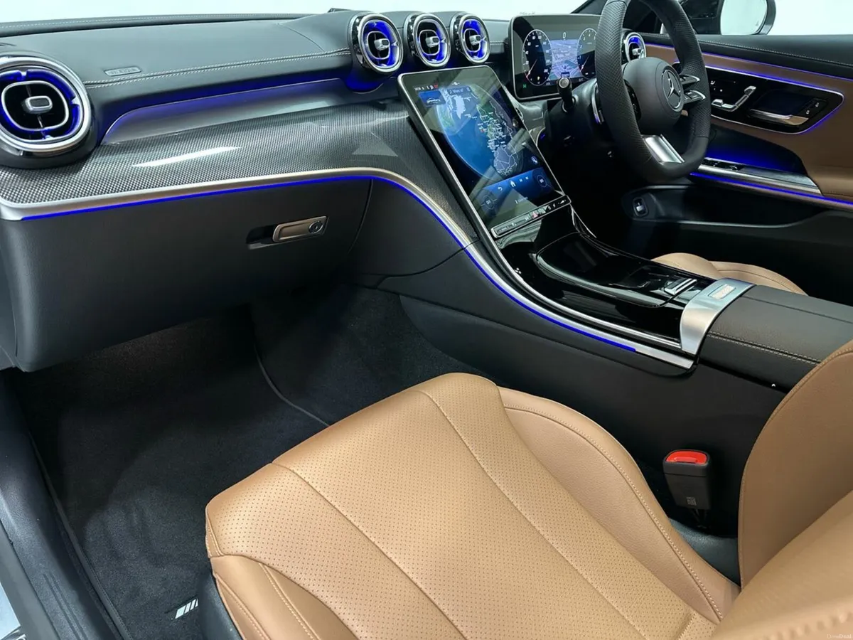 Mercedes-Benz CLE CLE200 Coupe AMG Line + - Image 6