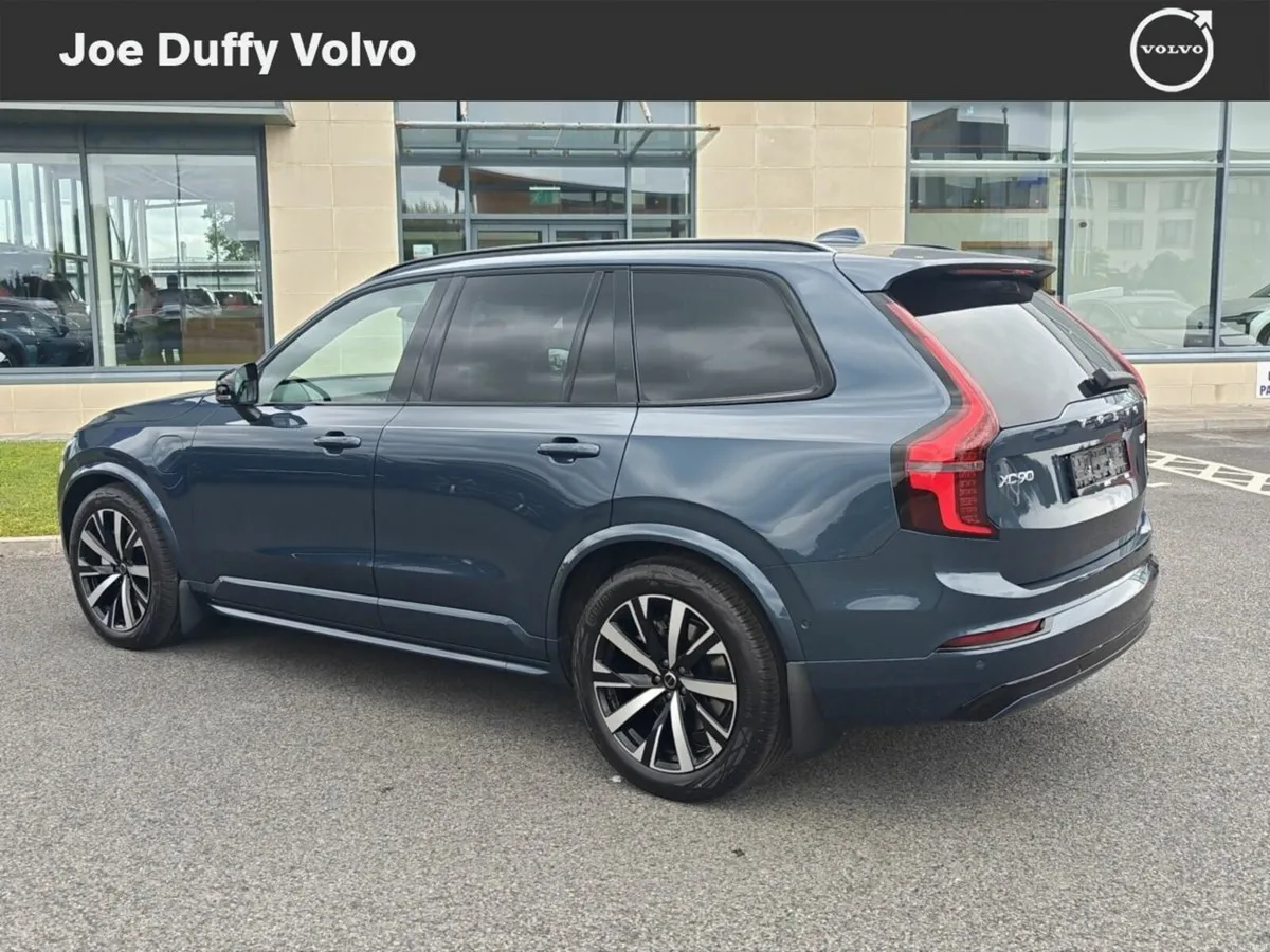 Volvo XC90 Plus Dark * €12,000 saving from New - Image 3