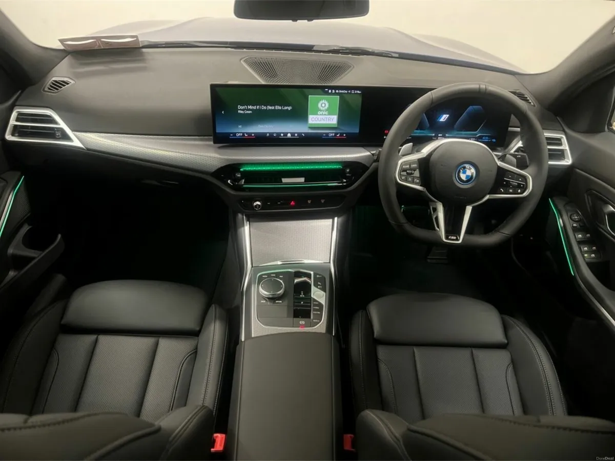 BMW 3-Series 330e M Sport LCI2 PRO / COMFORT PACK - Image 4