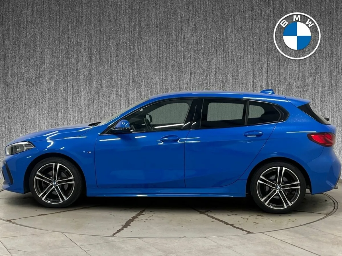 BMW 1-Series 118i M Sport AUTO 5DR - Image 3