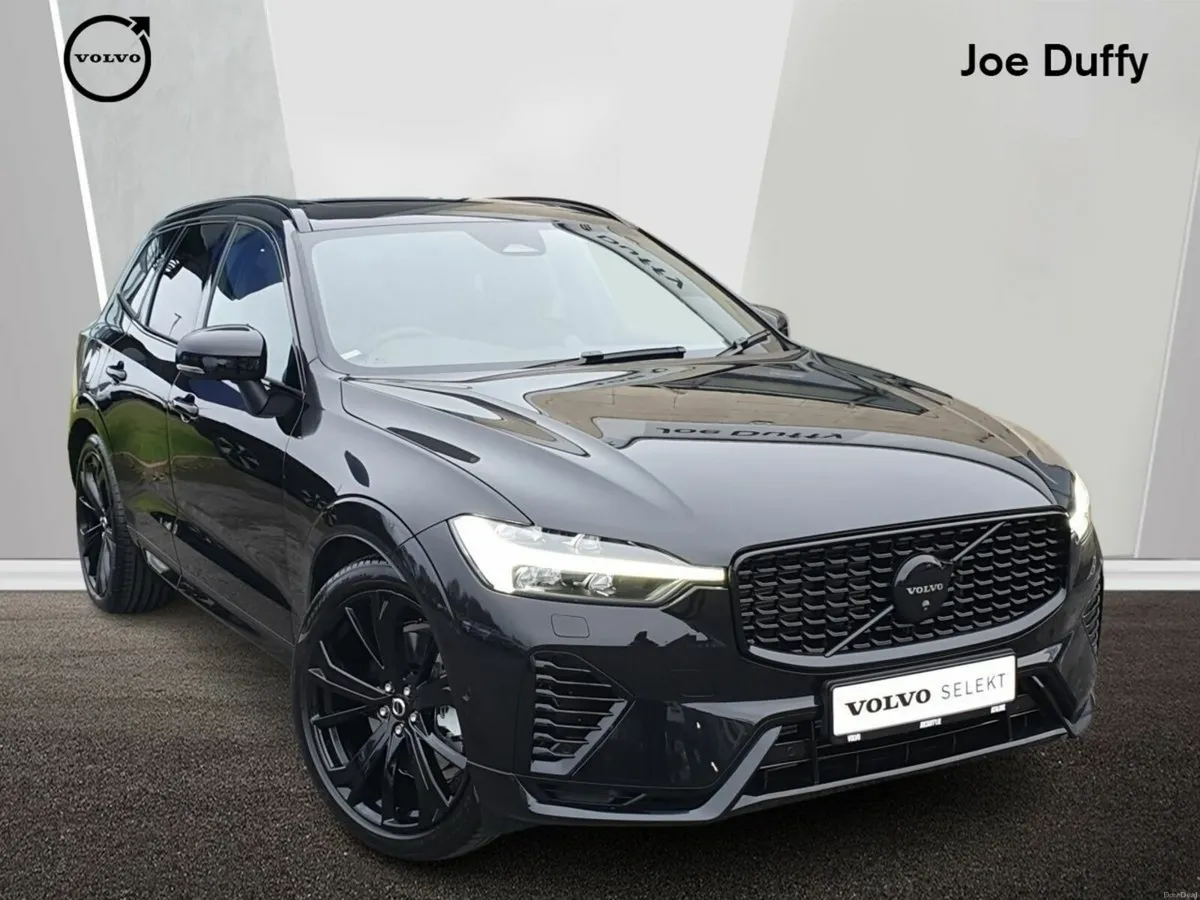 Volvo XC60 T6 Black Edition Ultra - Image 1