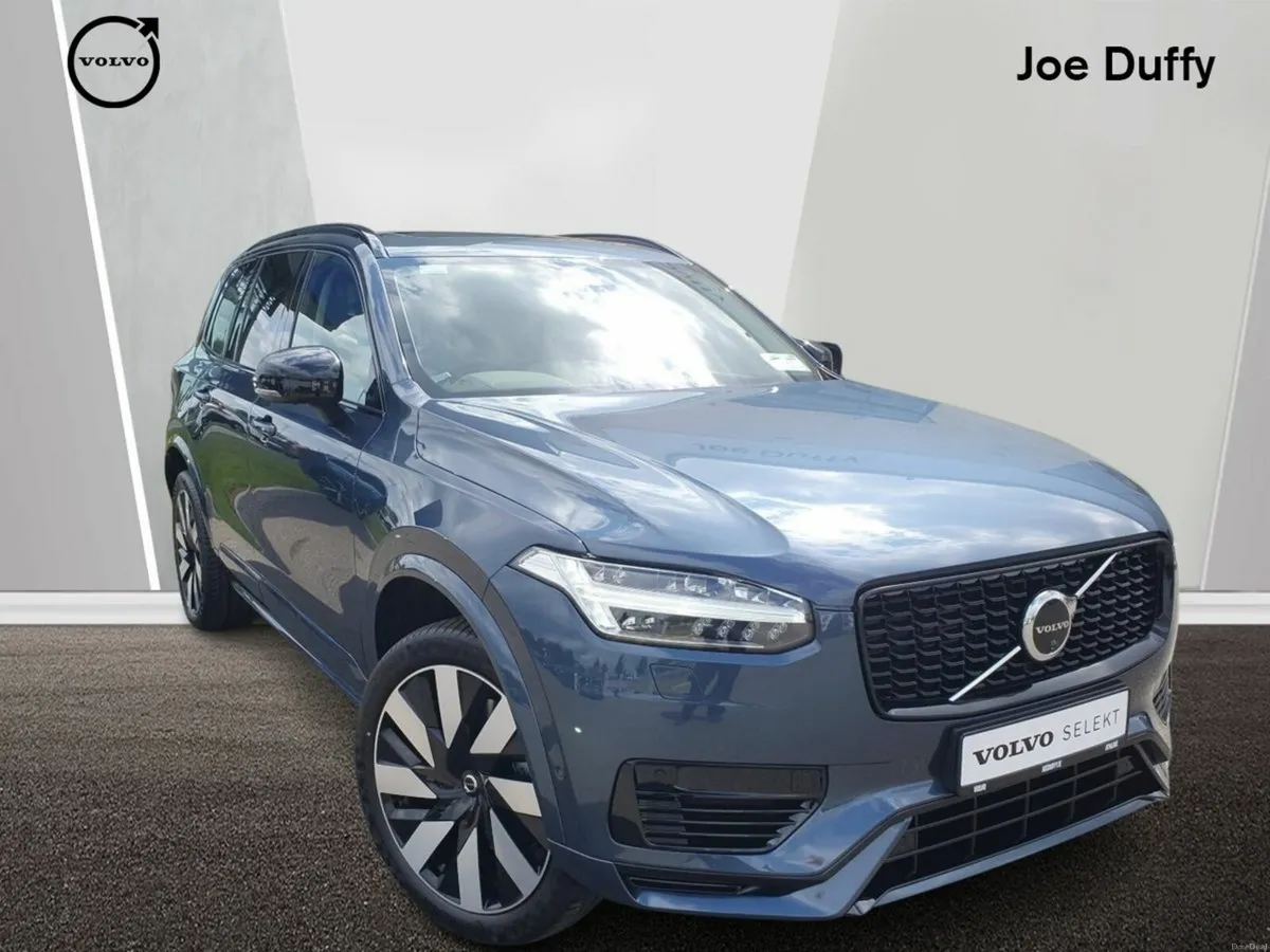 Volvo XC90 T8 PHEV AWD Plus Dark - Image 1
