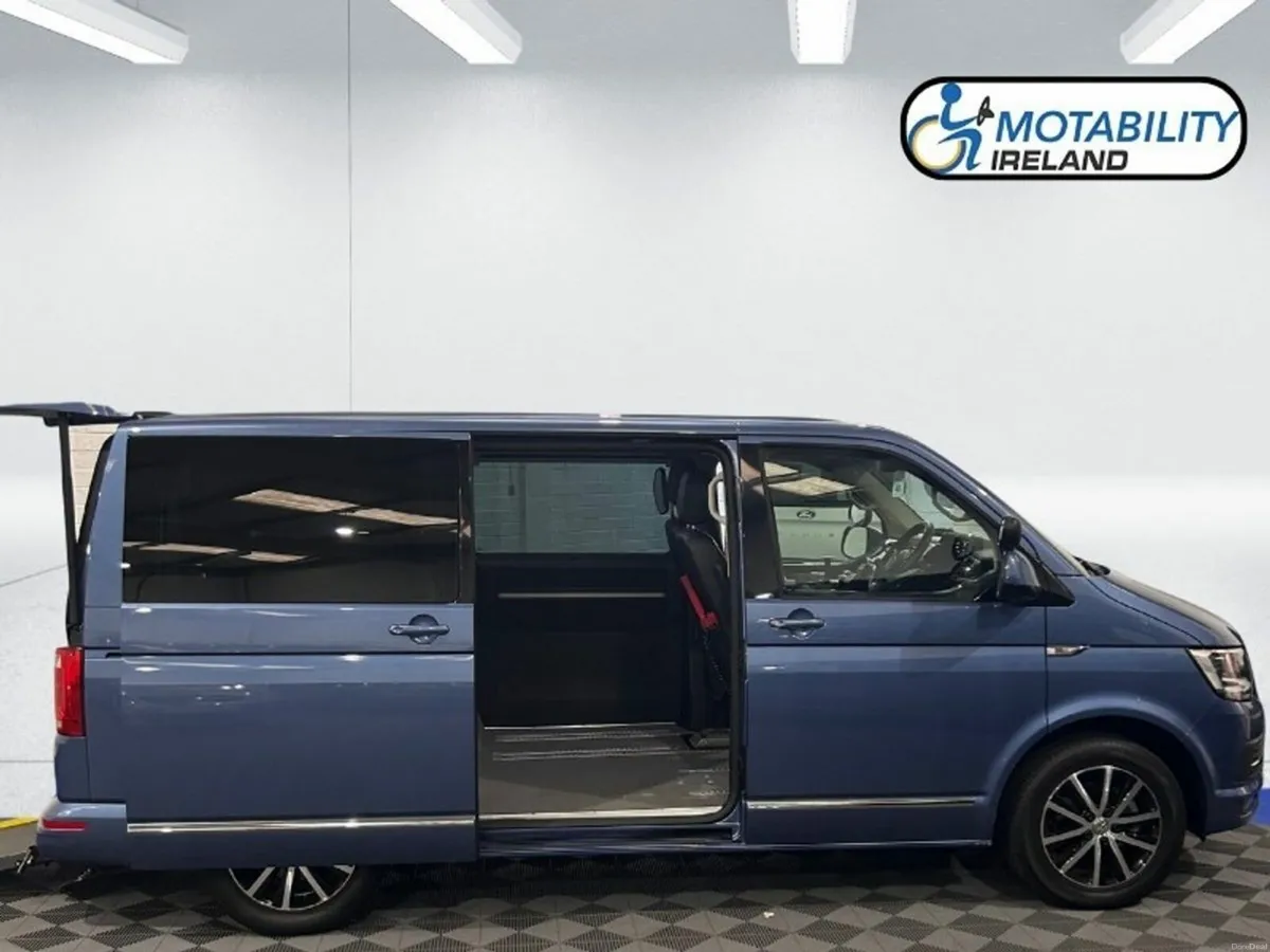 Volkswagen Caravelle Drive From Wheelchair/Upfront - Image 4